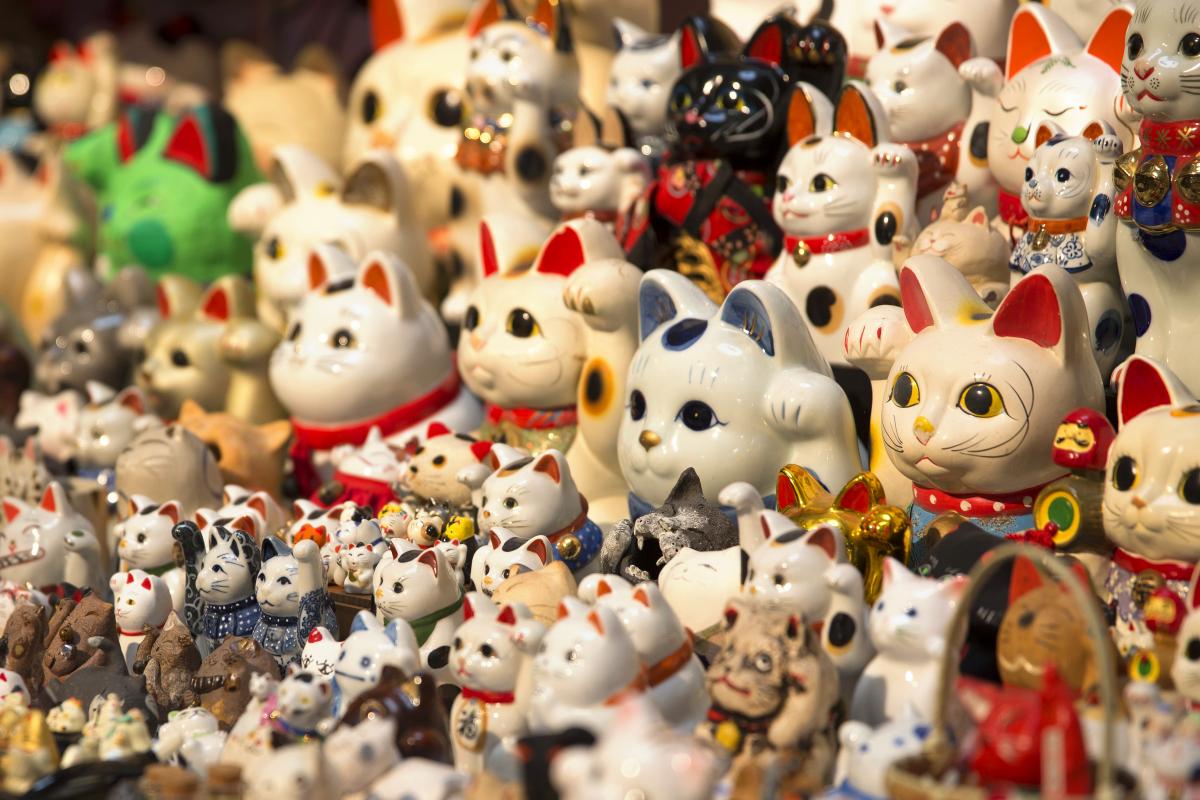 濑户市会举办“日本招财猫百人展”，向当地民众展示100位来自国内外艺术家作品。-图取自网络-