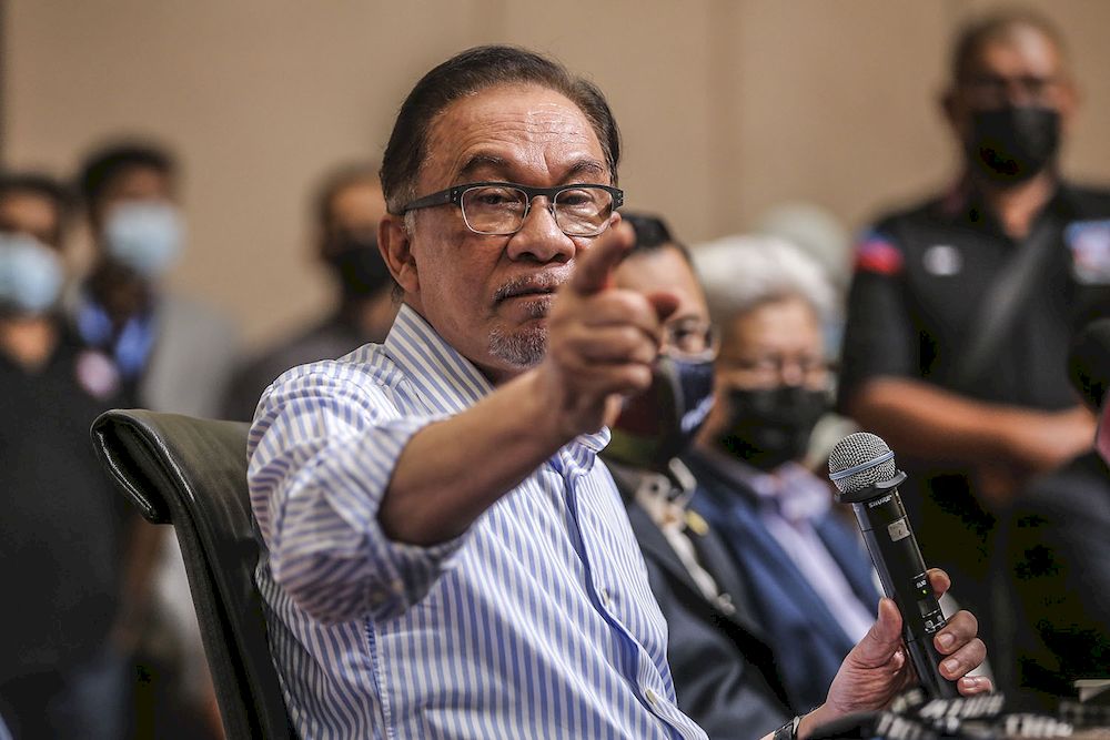 PKR president Datuk Seri Anwar Ibrahim speaking during a press conference at Eastin Hotel in Petaling Jaya, March 16, 2021. u00e2u20acu2022 Picture by Hari Anggara