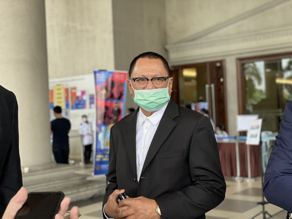 Datuk Mohd Puad Zarkashi is pictured at the Kuala Lumpur High Court March 12, 2021. u00e2u20acu201d Picture by Emmanuel Santa Maria Chin