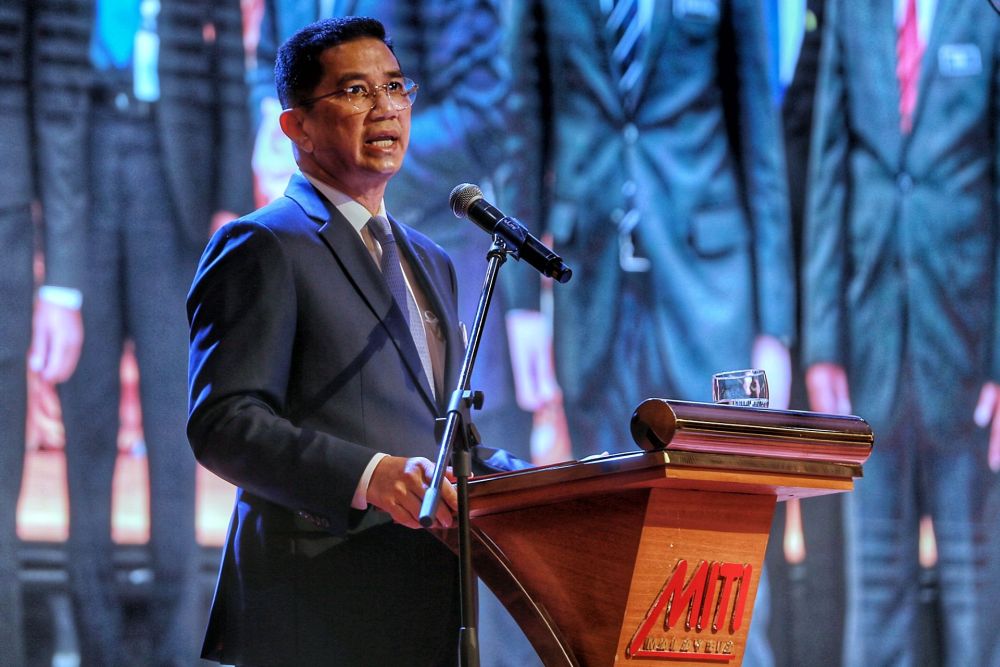 Minister of International Trade and Industry (Miti) Datuk Seri Azmin Ali addresses staff during a monthly assembly at Menara Miti, Kuala Lumpur March 10, 2021. u00e2u20acu201d Picture by Ahmad Zamzahuri