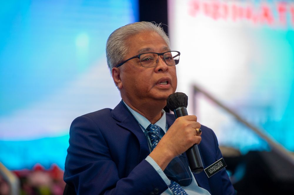 Minister of Defence Datuk Seri Ismail Sabri Yaakob speaks to reporters at the Putrajaya International Convention Centre March 1, 2020. u00e2u20acu201d Picture by Shafwan Zaidon