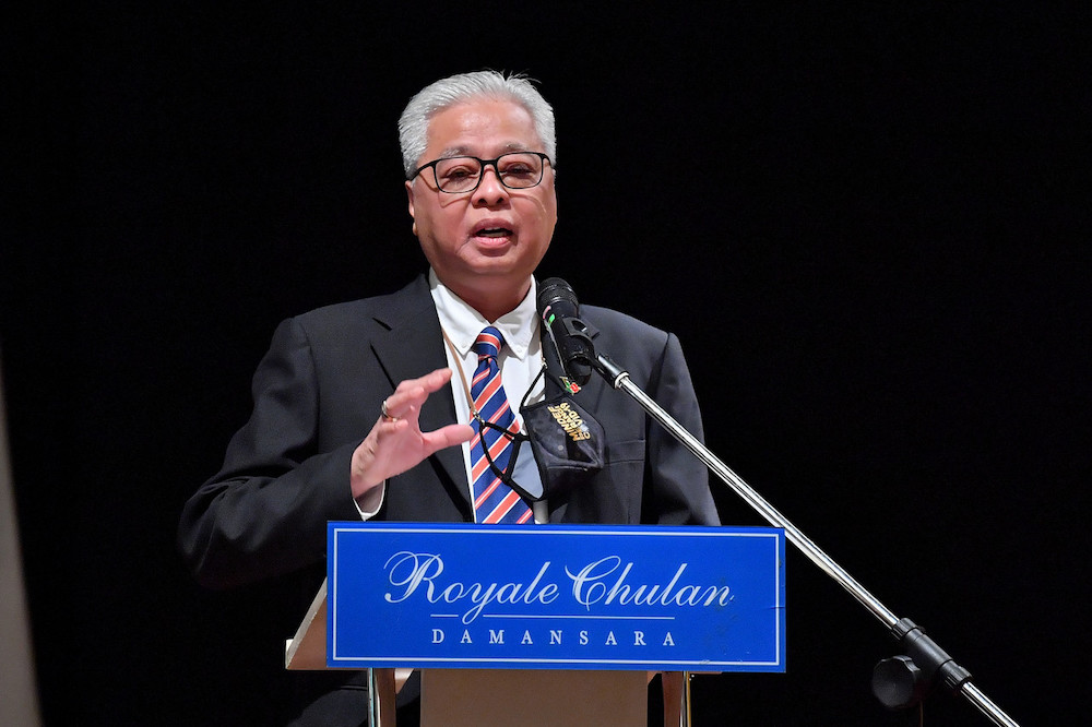 Senior Minister (Security Cluster) speaks at the Memorandum of Understanding signing ceremony between Pharmaniaga Berhad and Universiti Malaysia Terengganu in Kuala Lumpur April 9, 2021. u00e2u20acu201d Bernama pic