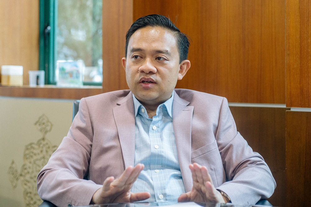 Bersatu Information Chief Datuk Wan Saiful Wan Jan speaks during an interview with Malay Mail in Kuala Lumpur April 7, 2021. u00e2u20acu201d Picture by Firdaus Latif