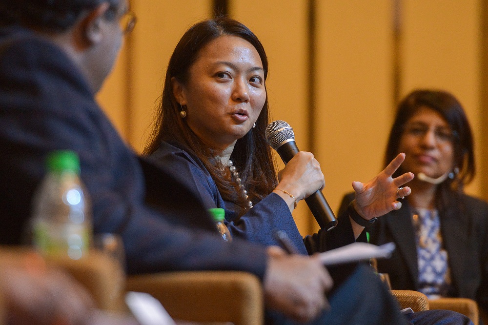 Segambut MP Hannah Yeoh speaks during the launch of the C4 Centre Report in Petaling Jaya April 12, 2021. u00e2u20acu201d Picture by Miera Zulyana