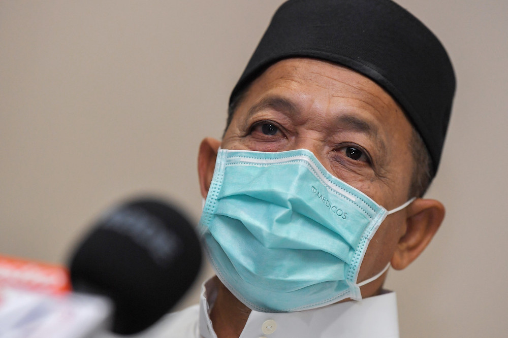 Datuk Seri Shahidan Kassim speaks to the media at a press conference in Kuala Lumpur, April 24, 2021. u00e2u20acu201d Bernama pic