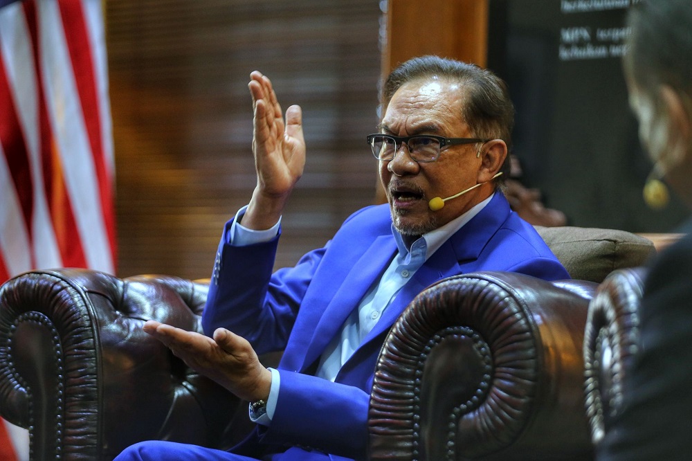 Datuk Seri Anwar Ibrahim speaks during the u00e2u20acu02dcBicara Tokohu00e2u20acu2122 programme in Kajang April 10, 2021. u00e2u20acu2022 Picture by Ahmad Zamzahuri