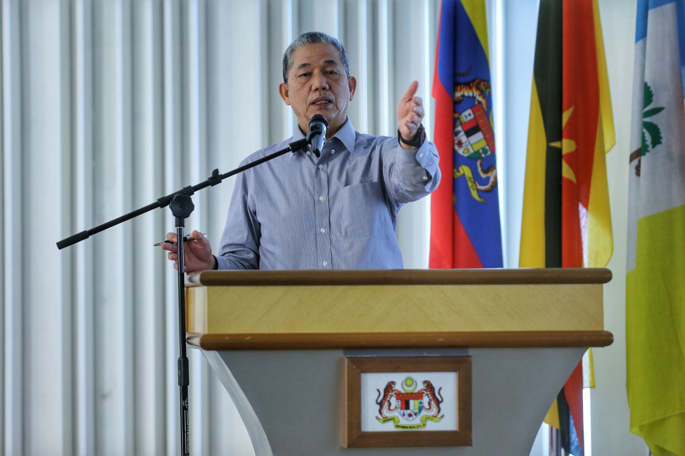 Works Minister Datuk Seri Fadillah Yusof speaks during a meet and greet with media practitioners at Kompleks Kerja Raya in Kuala Lumpur, April 6, 2021. u00e2u20acu201d Picture by Ahmad Zamzahuri