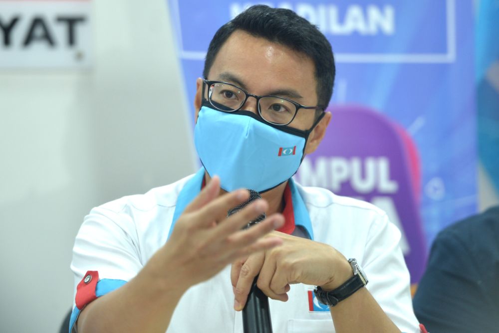 PKR treasurer Lee Chean Chung speaks during a press conference after launching the partyu00e2u20acu2122s official e-commerce store on Shopee in Petaling Jaya April 19, 2021. u00e2u20acu201d Picture by Miera Zulyanannn