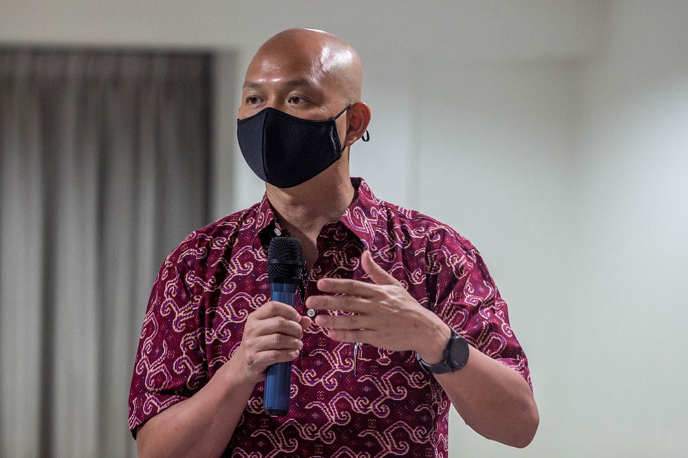 MP for Bangi and DAP National Political Education assistant  director Ong Kian Ming speaks during a press conferences in Kuala Lumpur May 3, 2021. u00e2u20acu201d Picture by Firdaus Latif