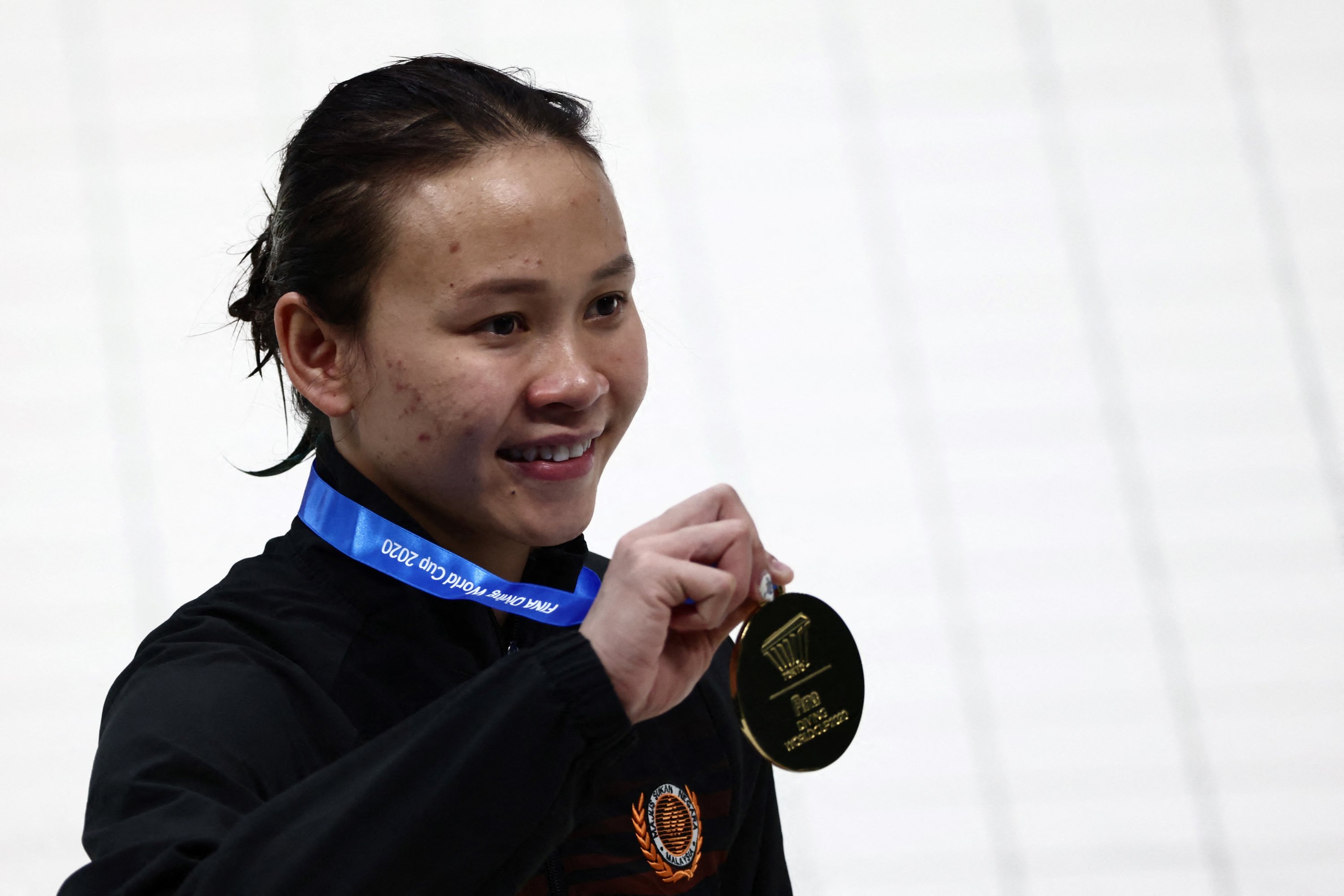 Pandelela shows her gold medal after the womenu00e2u20acu2122s 10m platform final at the Fina Diving World Cup and test event for the Tokyo 2020 Olympic Games, at the Tokyo Aquatics Centre May 5, 2021. u00e2u20acu2022 AFP pic