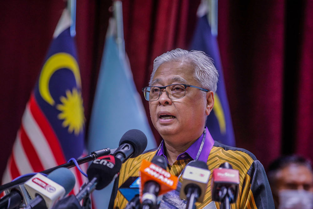 Senior Minister (Security Cluster) Datuk Seri Ismail Sabri Yaakob giving a speech during a  presentation of the Malaysian Armed Forcesu00e2u20acu2122 Ramadan aid at Mindef May 6, 2021. u00e2u20acu2022 Picture by Hari Anggara