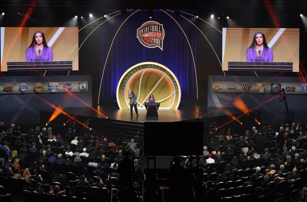 Vanessa Bryant, wife of the late Kobe Bryant with presenter Michael Jordan, speaks on his behalf during the Class of 2020 Naismith Memorial Basketball Hall of Fame Enshrinement ceremony at Mohegan Sun Arena May 15, 2021. u00e2u20acu201d Reuters pic