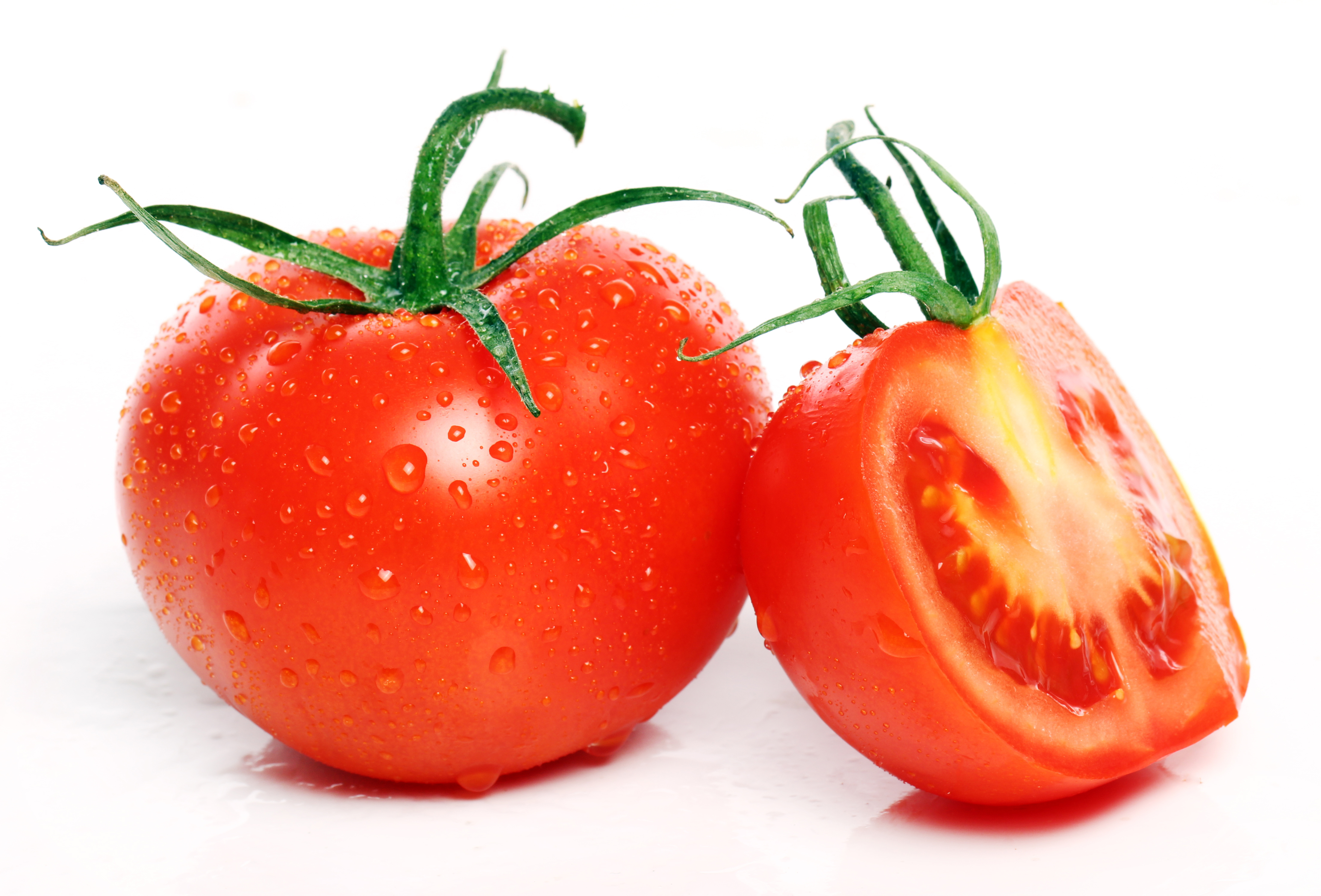 番茄含有番茄红素，番茄红素的抗氧化效果有助于降低患上白内障的几率。-图取自freepik-