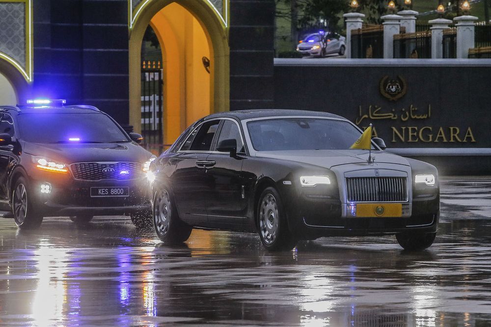 After the special meeting of the Conference of Rulers, a car carrying the Sultan of Kedah, Sultan Sallehuddin Ibni Almarhum was seen leaving Istana Negara, June 16, 2021. u00e2u20acu2022 Picture by Hari Anggara. Sultan Badlishah