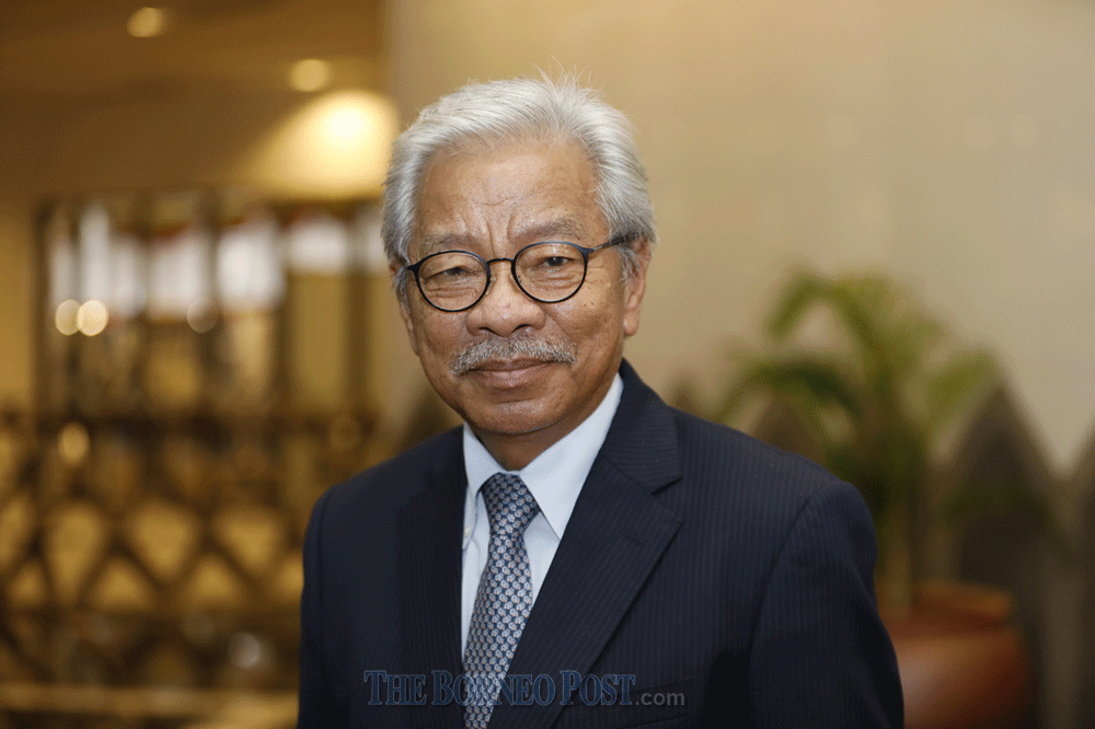 Sarawak Deputy Chief Minister Tan Sri James Jemut Masing says the state may still be able to hold a state election this year if it can flatten the curve of Covid-19 cases. u00e2u20acu2022 Borneo Post pic