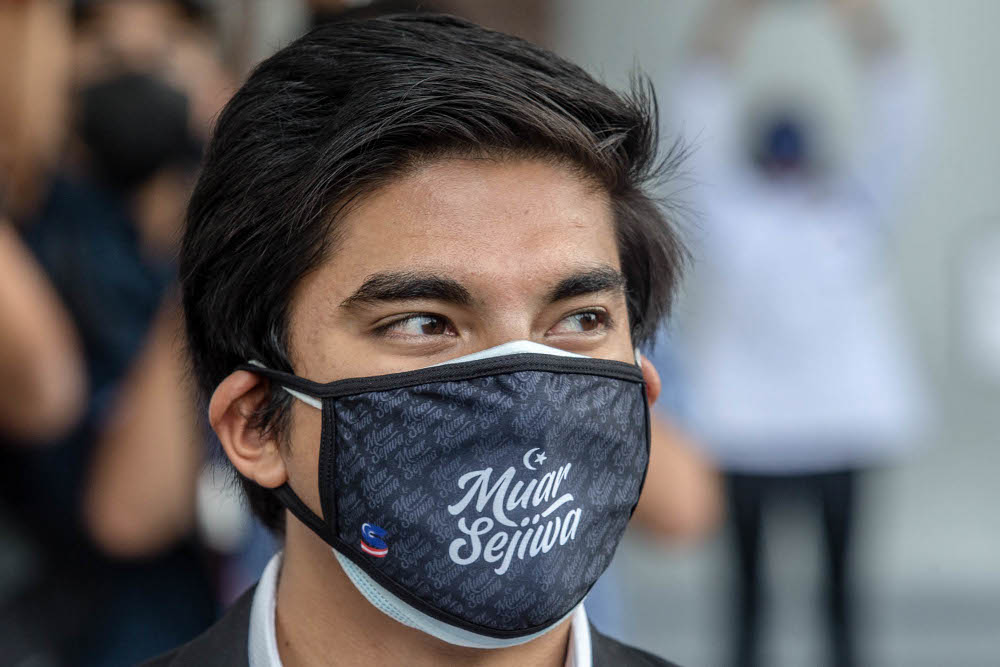 Muar MP Syed Saddiq Syed Abdul Rahman speaks during a press conference at the Kuala Lumpur Court Complex July 22, 2021. u00e2u20acu201d Picture by Firdaus Latif