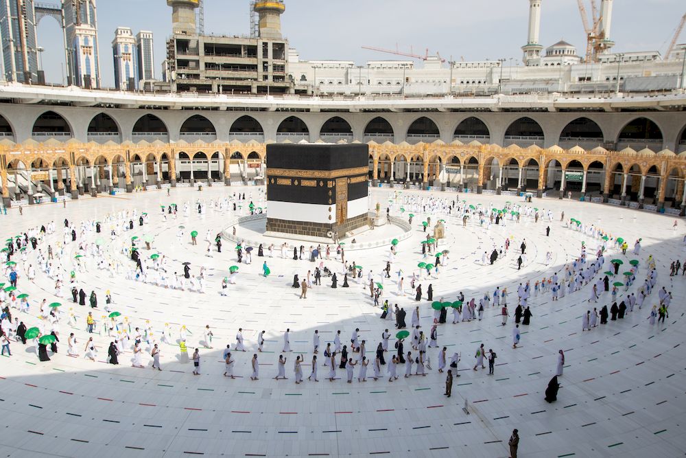 Pilgrims keeping social distance perform their Umrah in the Grand Mosque during the annual Haj pilgrimage, in the holy city of Mecca, Saudi Arabia, July 17, 2021. u00e2u20acu201d Saudi Ministry of Media/Handout via Reuters