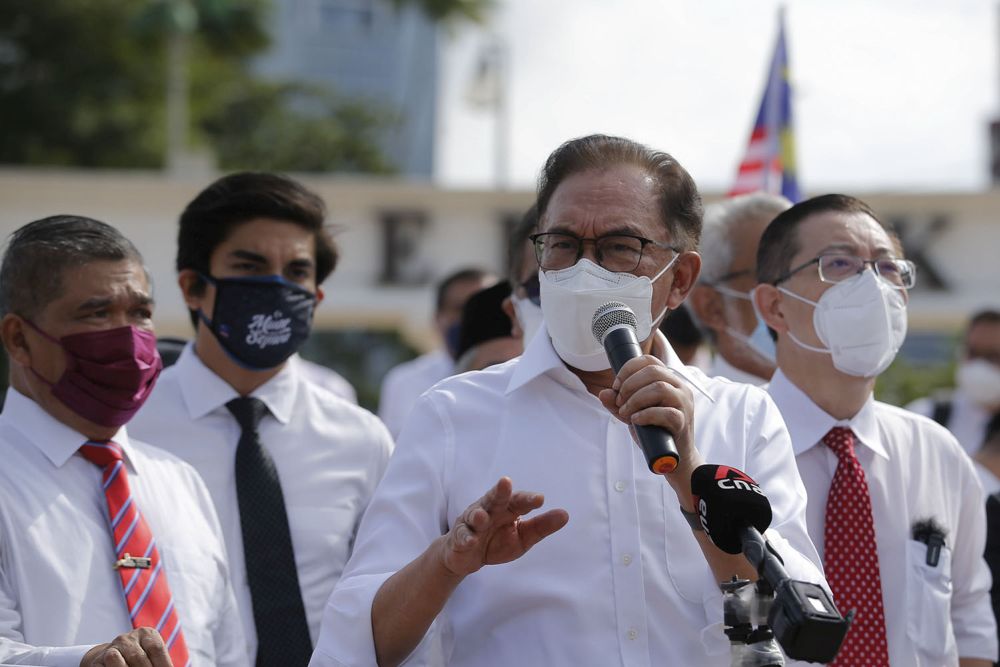 Port Dickson MP Datuk Seri Anwar Ibrahim addresses members of the media at the Merdeka Square in Kuala Lumpur August 2, 2021. u00e2u20acu201d Picture by Hari Anggara