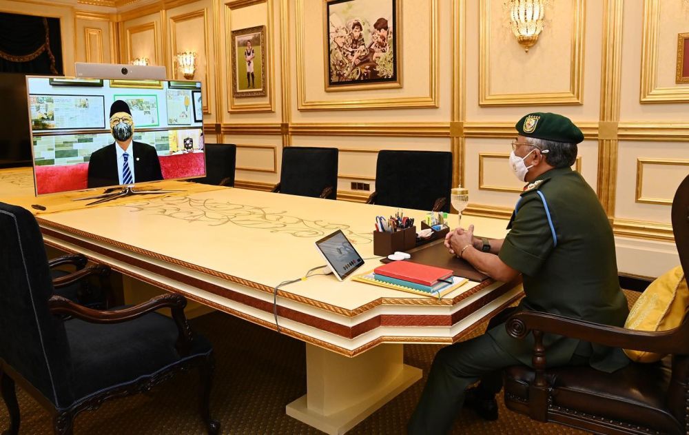 Prime Minister Datuk Seri Ismail Sabri Yaakob had a virtual meeting with the Yang di-Pertuan Agong this morning. u00e2u20acu201d Picture via Facebook