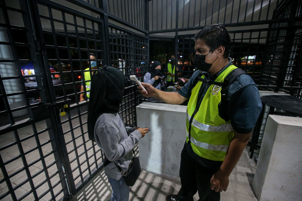 Football fans in Perak are allowed to watch football at the stadium after the state entered the third phase of the National Recovery Plan October 20, 2021. u00e2u20acu201d Picture by Farhan Najib  