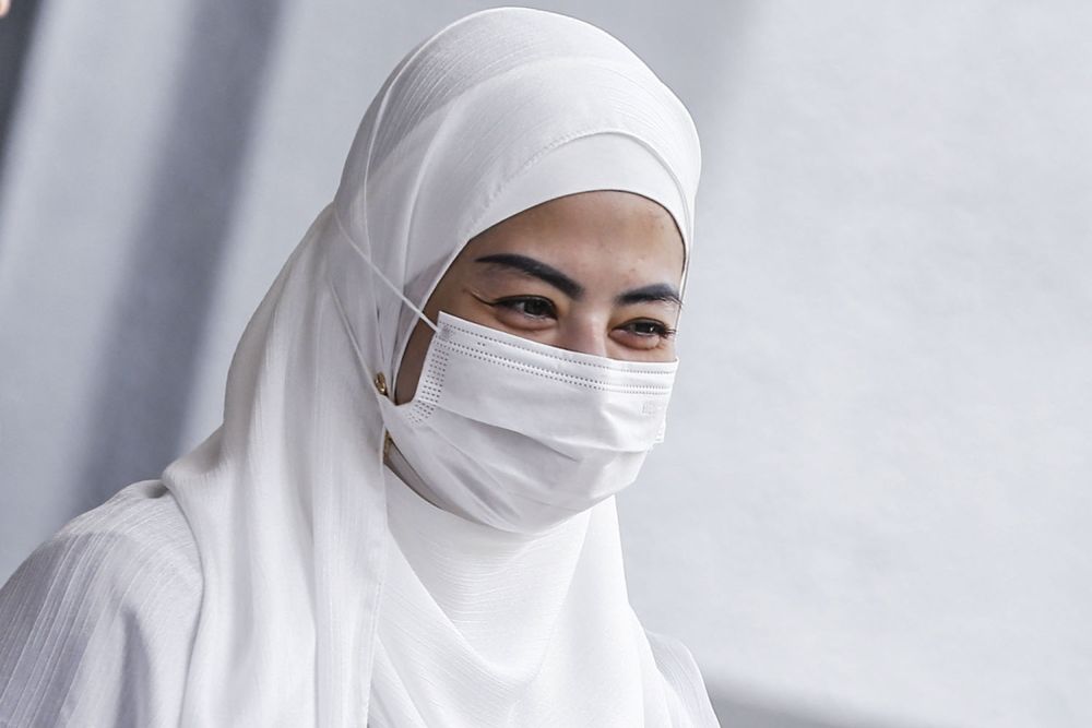 Datuk Seri Ahmad Zahid Hamidiu00e2u20acu2122s daughter, Datuk Nurulhidayah Ahmad Zahid is pictured at the Kuala Lumpur High Court October 18, 202118, 2021. u00e2u20acu201d Picture by Hari Anggara