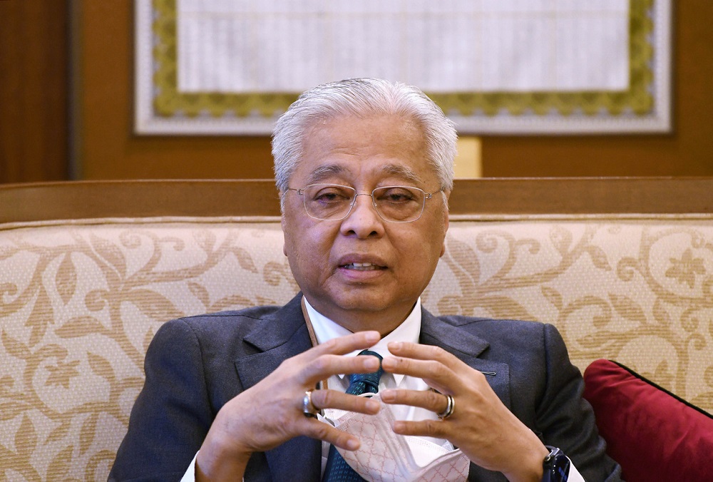 Prime Minister Datuk Seri Ismail Sabri Yaakob speaks to reporters at Menara Parlimen in Kuala Lumpur Octiber 2, 2021. u00e2u20acu2022 Bernama pic