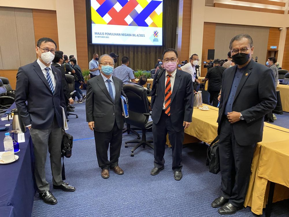 (From left) Pakatan Harapan MPs Wong Chen, Dompok, Chong, and Dzulkefly had a three-hour meeting today with National Recovery Council chairman Tan Sri Muhyiddin Yassin. u00e2u20acu2022 Picture courtesy of Pakatan Harapan