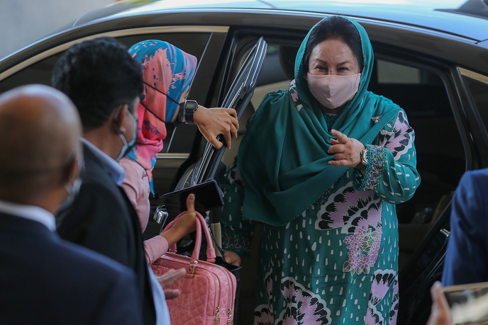 Datin Seri Rosmah Mansor arrives at the Kuala Lumpur High Court October 6, 2021. u00e2u20acu2022 Picture by Yusof Mat Isa