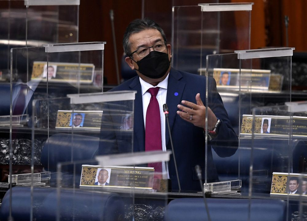 Minister in the Prime Ministeru00e2u20acu2122s Department (Special Functions) Datuk Abdul Latiff Ahmad addresses members of Parliament in Dewan Rakyat, Kuala Lumpur October 7, 2021. u00e2u20acu201d Bernama pic