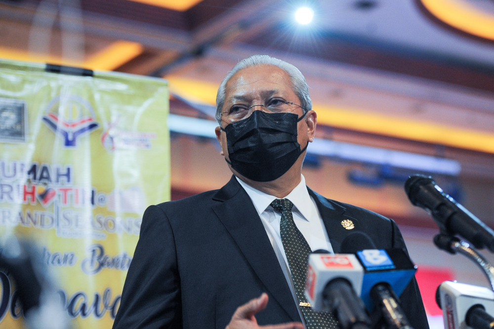 Communications and Multimedia Minister Tan Sri Annuar Musa speaks at the Deepavali Rumah Prihatin aid-giving ceremony in Kuala Lumpur, November 9, 2021. u00e2u20acu201d Bernama pic  