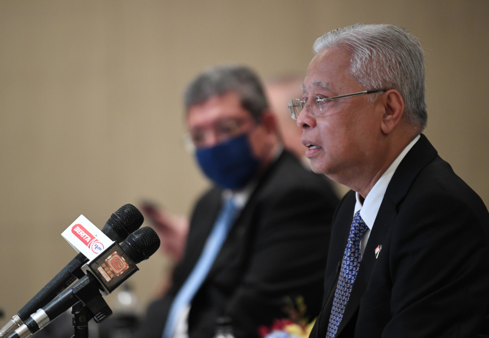 Prime Minister Datuk Seri Ismail Sabri Yaakob at a press conference with Malaysian media in Singapore, November 29, 2021. u00e2u20acu201d Bernama pic 