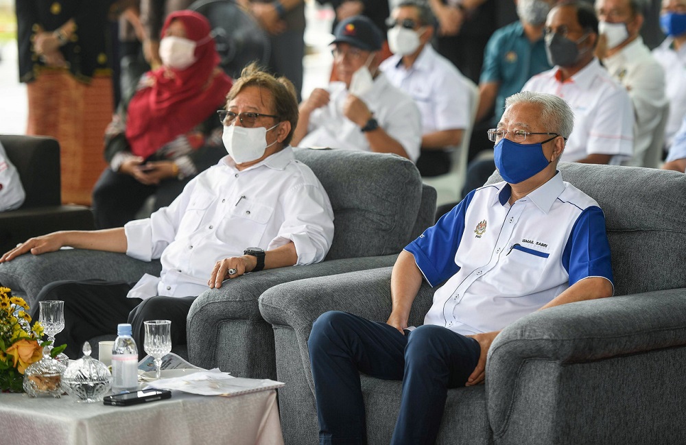 Prime Minister Datuk Seri Ismail Sabri Yaakob (right) and Sarawak Chief Minister Tan Sri Abang Johari Openg at the opening of the New Mukah Airport 4 December, 2021. u00e2u20acu201d Bernama pic