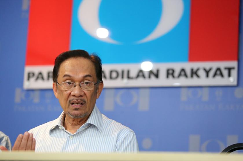 Datuk Seri Anwar Ibrahim press conference taken on 19 jun 2013. u00e2u20acu201d Picture by Choo Chot May