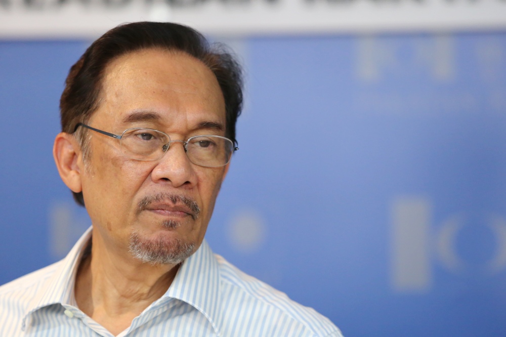Datuk Seri Anwar Ibrahim press conference taken on June 19, 2013. u00e2u20acu201d Picture by Choo Choy May