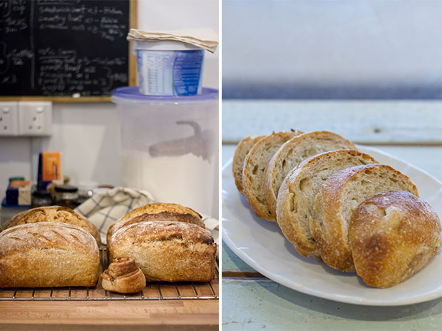 刚烘焙好的面包放在架子上散热(左),天然酵母面包比起其余的面包来得绵密扎实(右)。-CK Lim摄-
