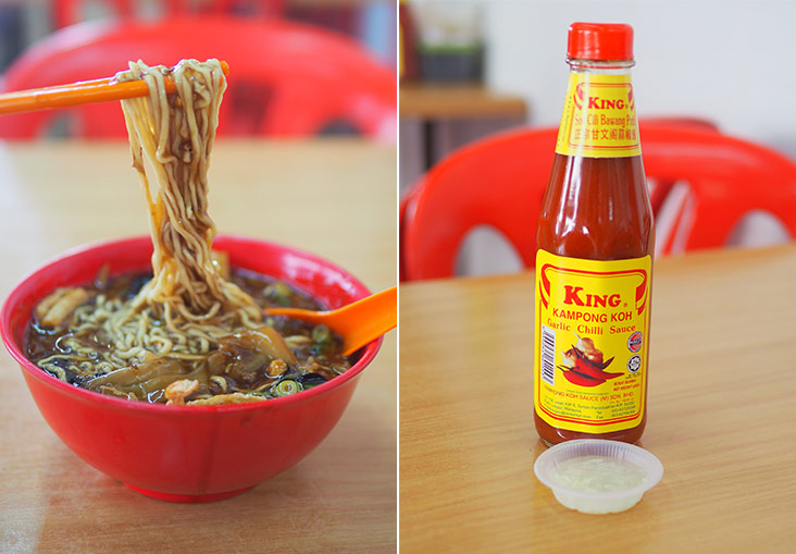 黑黝黝的卤面虽然卖相不好，但Q弹面条加上浓稠的汤汁，是非常美味的哟，当然也少不了实兆远道地的甘文阁辣椒酱了。-Lee Khang Yi摄-