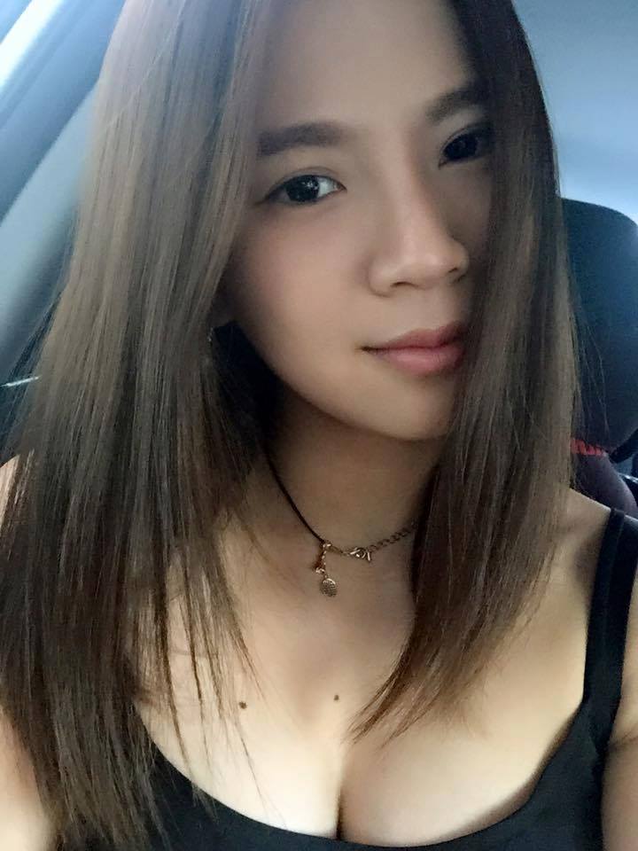 咳咳... ... 小编有点流鼻血了！ -吴柳萤脸书-