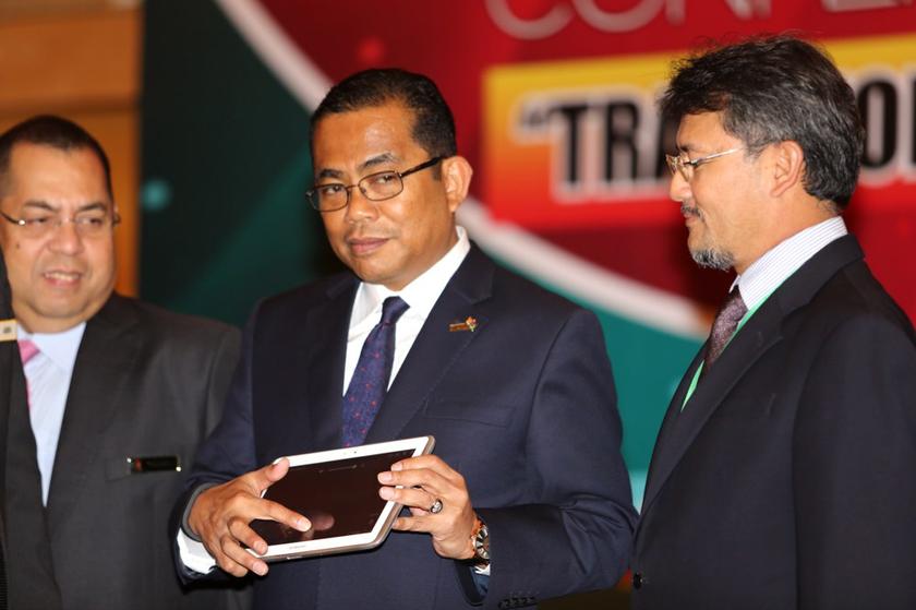 Johor Mentri Besar Datuk Seri Mohamed Khaled Nordin launch KPJ Healthcare Conference & Exhibition 2013, November 6, 2013. u00e2u20acu201d Picture by Choo Choy May