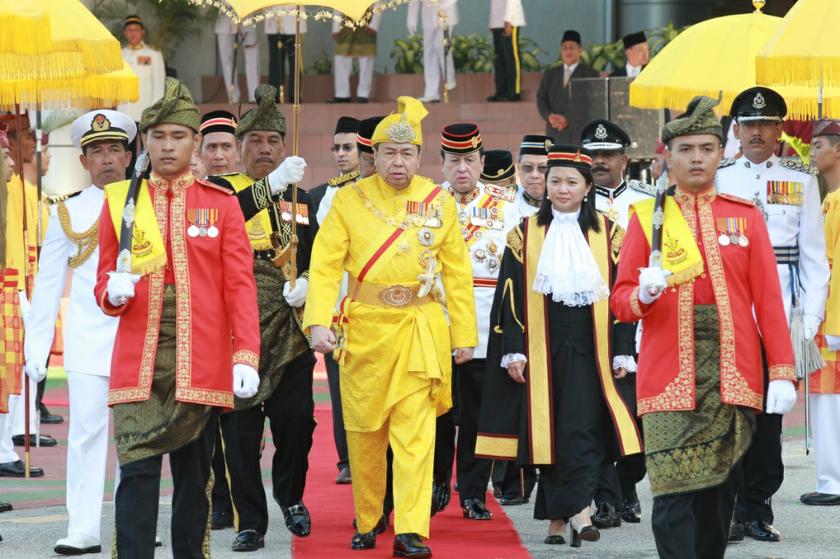 The Sultan of Selangor, Sultan Sharafuddin Idris Shah, opens Selangor state assembly sitting at Selangor State Assembly building, Shah Alam. u00e2u20acu201c Picture by Saw Siow Feng