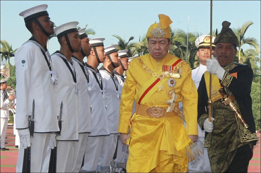 The Sultan of Selangor, Sultan Sharafuddin Idris Shah, opens the Selangor state assembly sitting at the Selangor State Assembly building in Shah Alam June 28, 2013. u00e2u20acu201d Picture by Saw Siow Feng