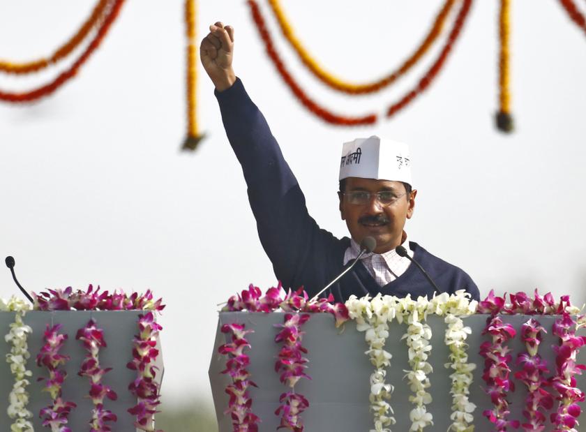 Arvind Kejriwal, leader of Aam Aadmi (Common Man) Party (AAP), shouts slogans after taking the oath as the new chief minister of Delhi during a swearing-in ceremony at Ramlila grounds in New Delhi December 28, 2013. u00e2u20acu201d Reuters pic