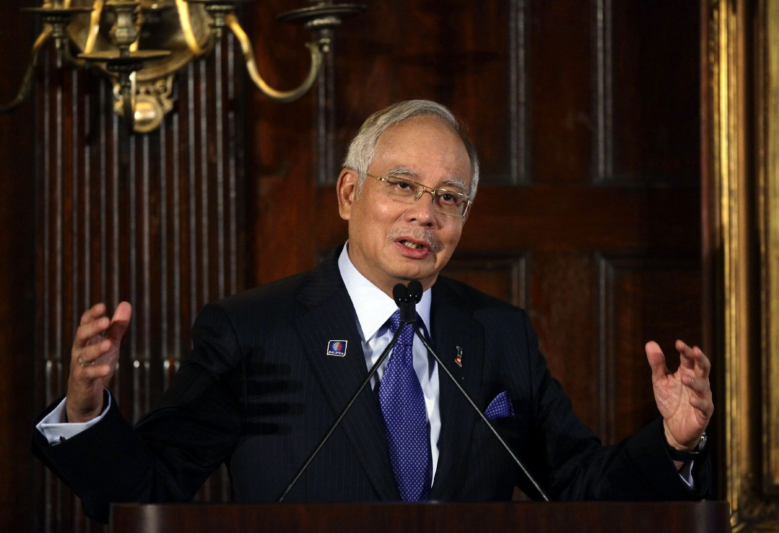 Malaysia Prime Minister Najib Razak speaks at the Harvard Club during the United Nations General Assembly in New York September 25, 2013. u00e2u20acu201d Reuters pic