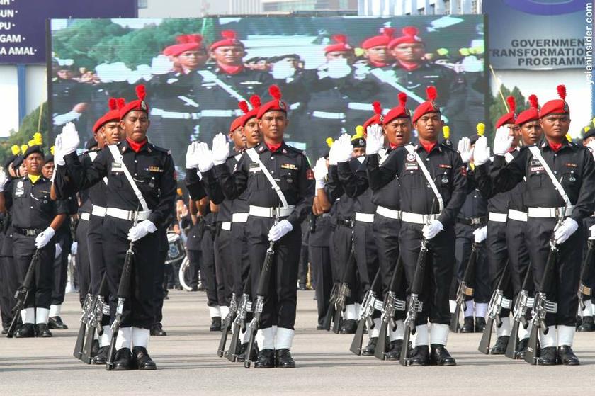 File photo of the police parade in conjunction with the 206th Police Day Celebrations at Police Training Centre (Pulapol) in Kuala Lumpur on March 25, 2013. u00e2u20acu201d Picture by Choo Choy May